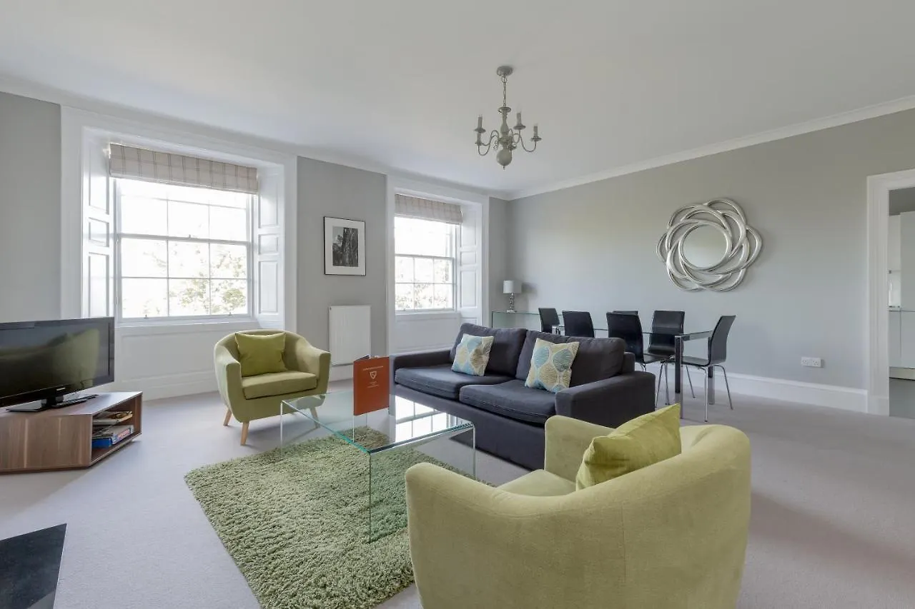 Destiny Scotland - Q-Residence Edinburgh Apartment