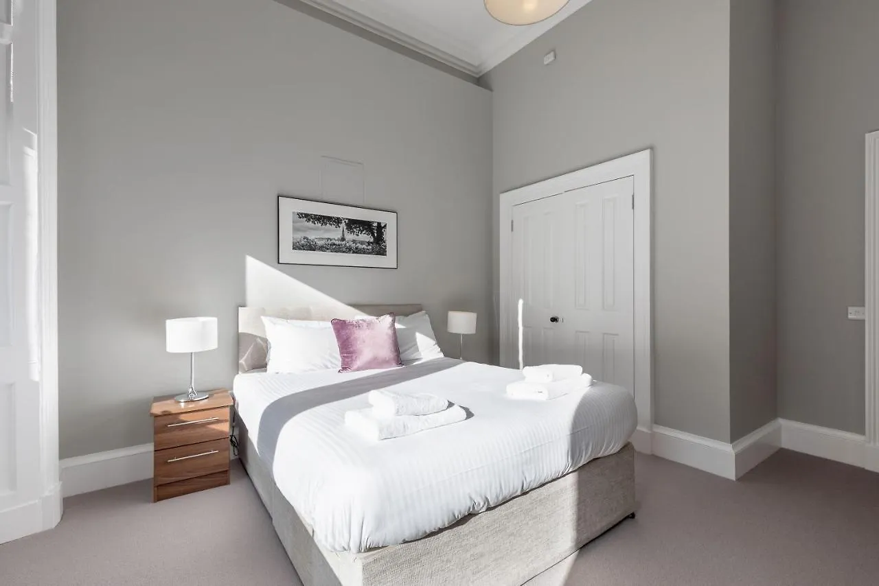 Destiny Scotland - Q-Residence Édimbourg Appartement