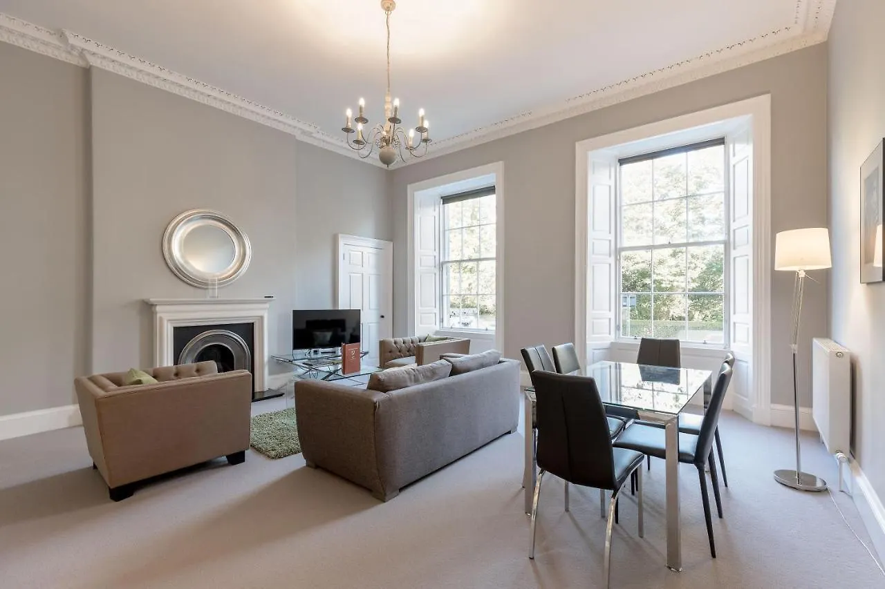 Destiny Scotland - Q-Residence Édimbourg
