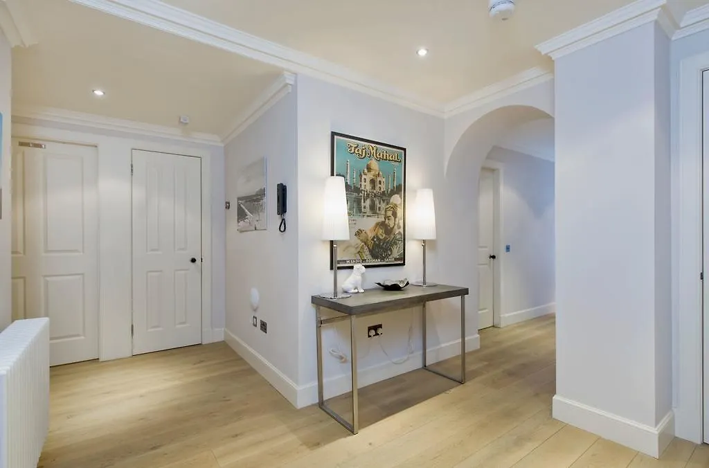 Destiny Scotland - Q-Residence Édimbourg 0*,